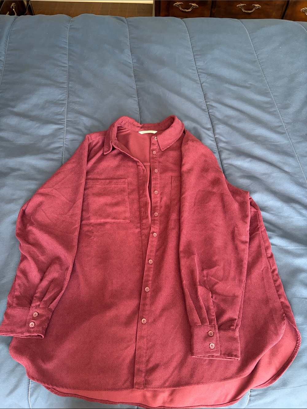 Women’s Corduroy Button-Up Shirt in Burgundy